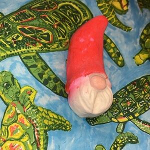 RARE LUSH COSMETICS CHRISTMAS NAUGHTY ELF BUBBLE BAR (Last One Available)